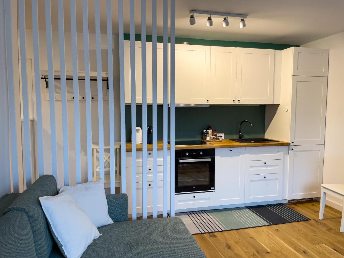 Urban Apartments Cosy No 4, Free Private Parking, Self Check-In ホジューフ エクステリア 写真
