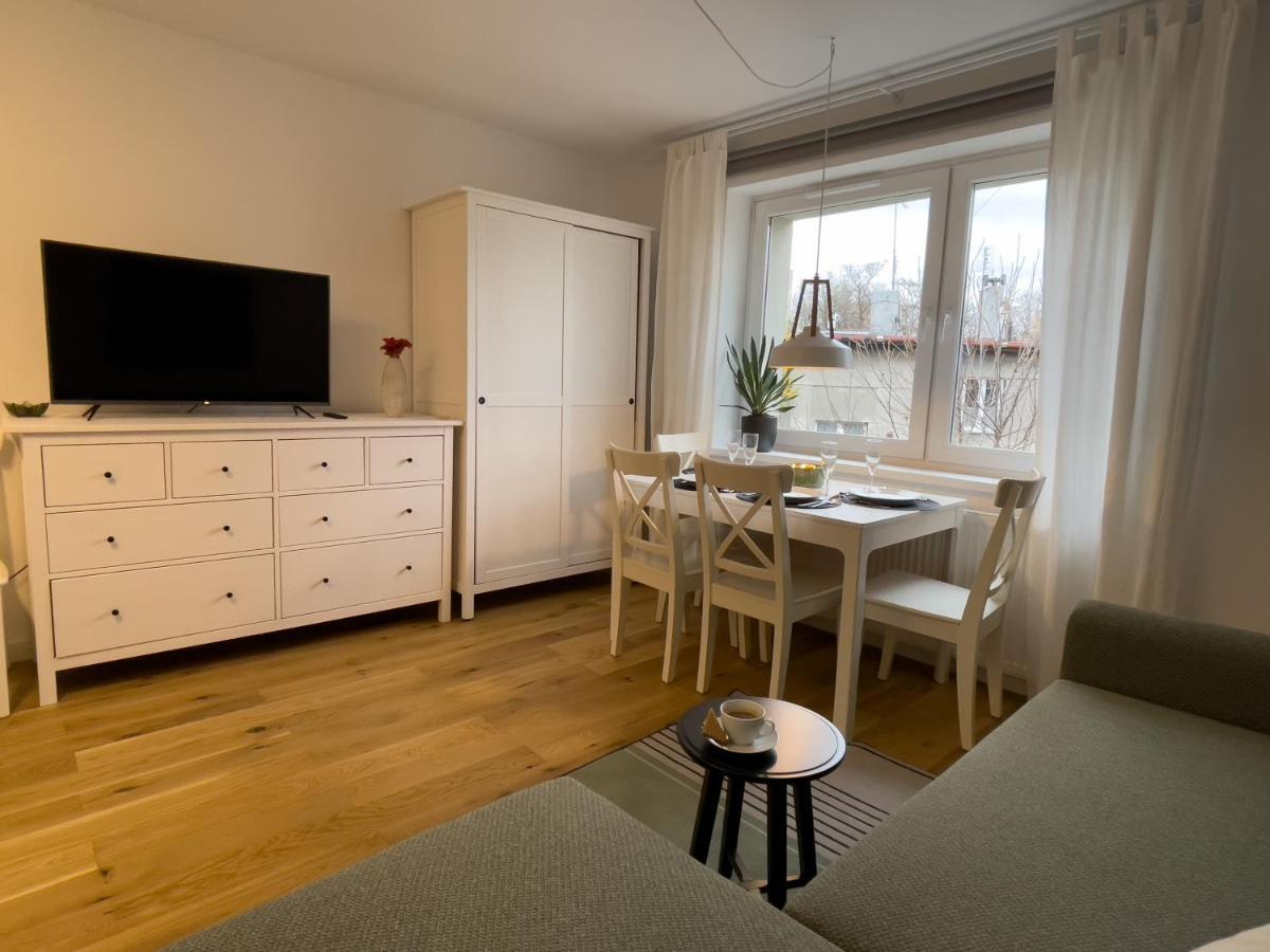 Urban Apartments Cosy No 4, Free Private Parking, Self Check-In ホジューフ エクステリア 写真
